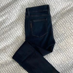 Paige Skyline Skinny Sz 26
